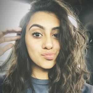 Meet your Posher, Adrianna